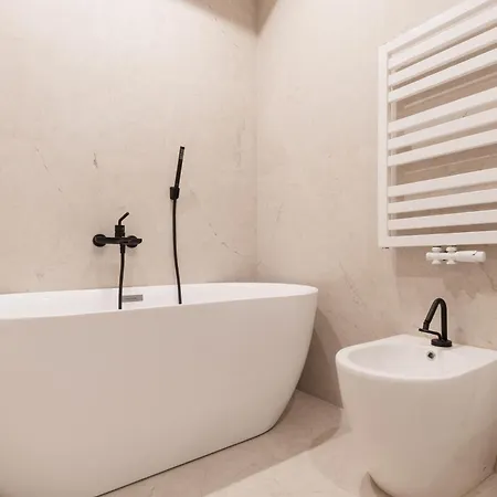 Appartement Guesthost - Luxury De Angeli, *