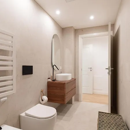Appartement Guesthost - Luxury De Angeli, *